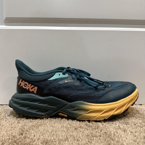 Hoka One One Speedgoat 4 GTX Shoes Womens Size 10B Blue Vibram Trail Running